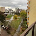 Bazylianska, Metro Brodno ורשה