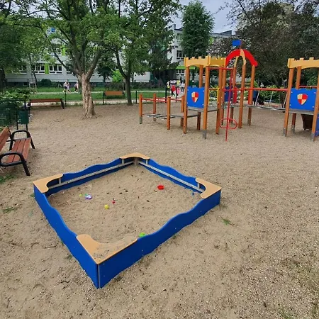 Bazylianska, Metro Brodno 바르샤바