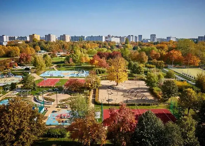 Bazylianska, Metro Brodno Appartement