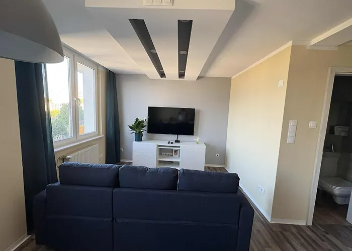 Bazylianska, Metro Brodno Appartement